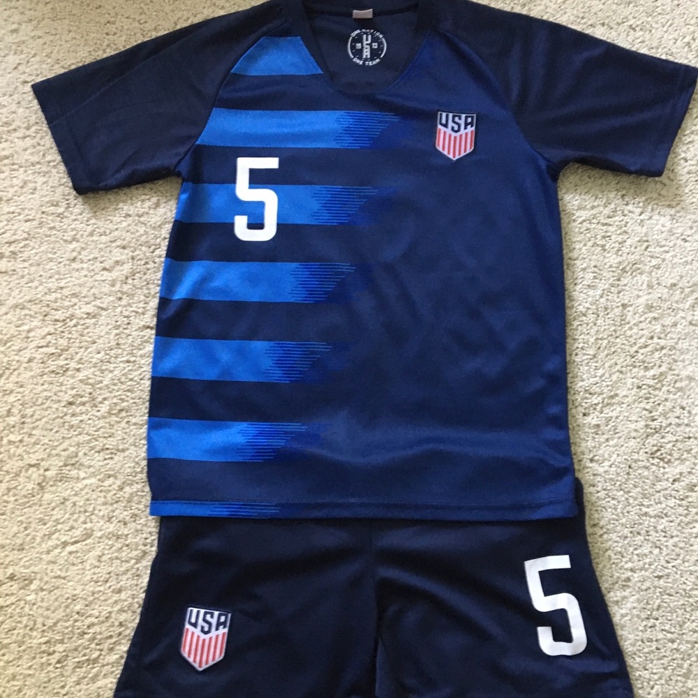 🏆⚽️ USWNT Girls Jersey & Shorts